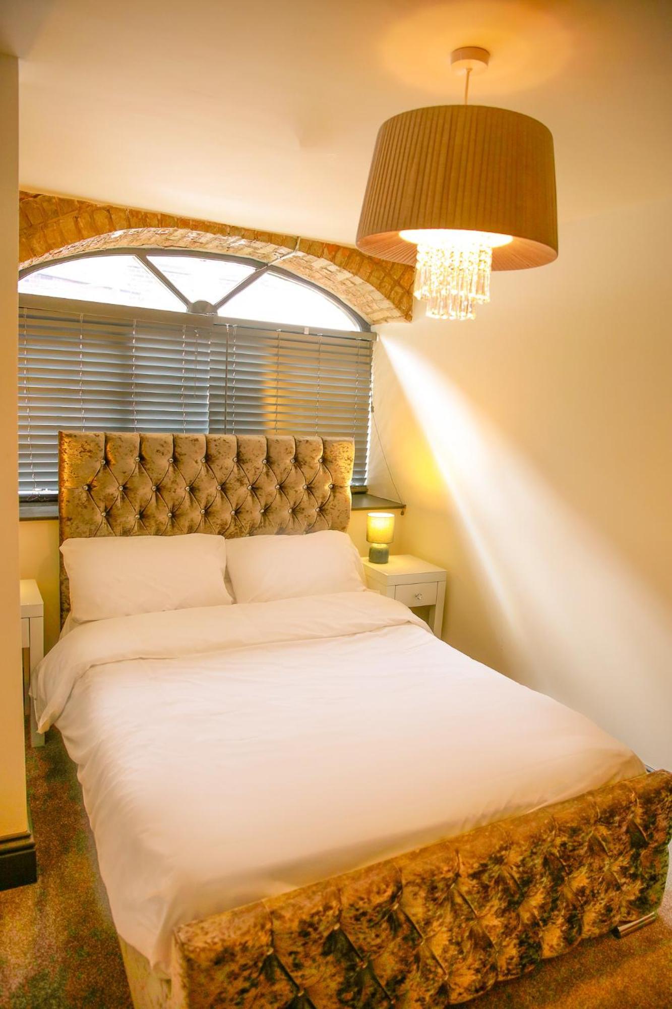 The George Wright Boutique Hotel, Bar & Restaurant Rotherham Zewnętrze zdjęcie